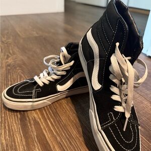 **DONATED** 
Vans Black and White Skate Shoes
